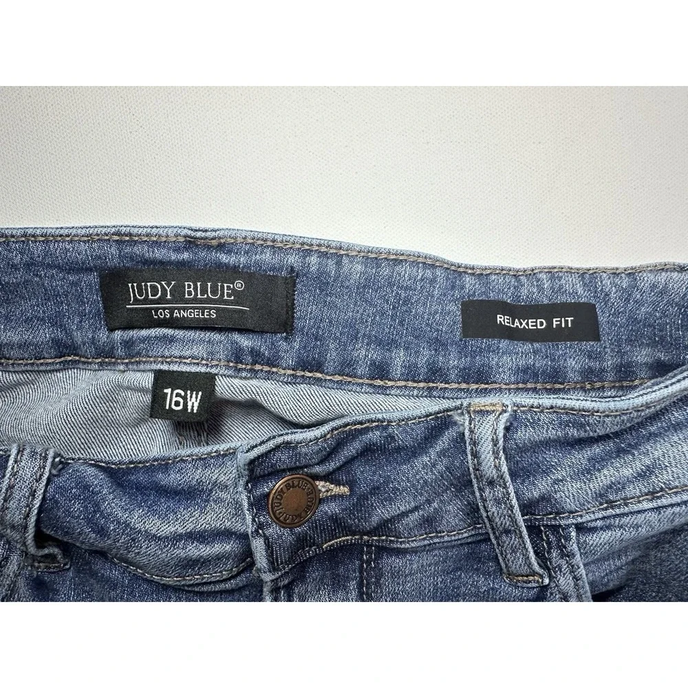 JUDY BLUE Women's Plus‎ Size 16W Blue Jeans Relaxed Fit Raw Hem Stretch Denim